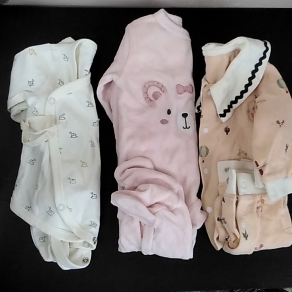 Lot of 3 - Assorted Baby Lounge/ Sleepwear Onesie Size 0-3 months